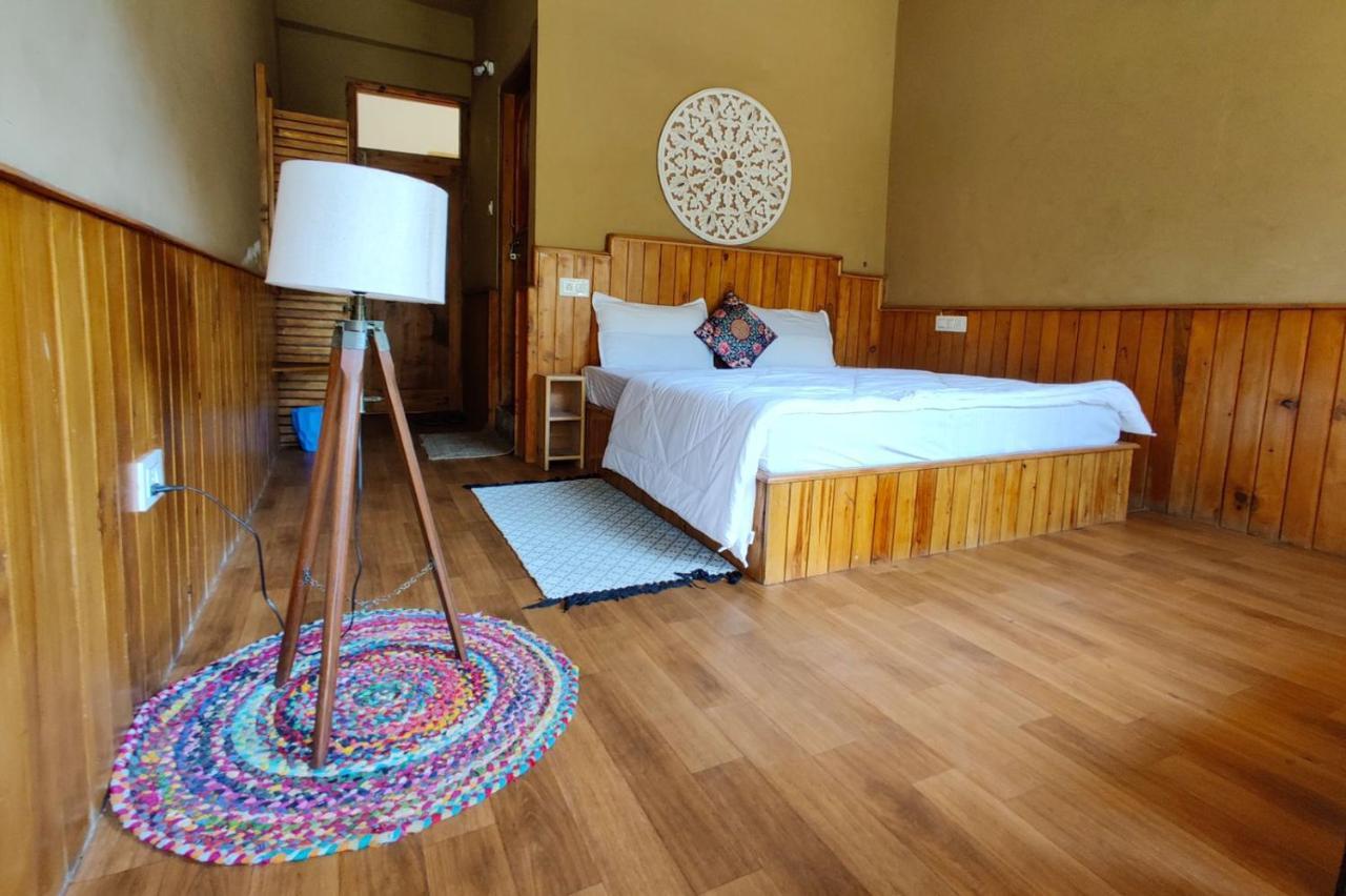 Incredible Guest House Jibhi Екстериор снимка